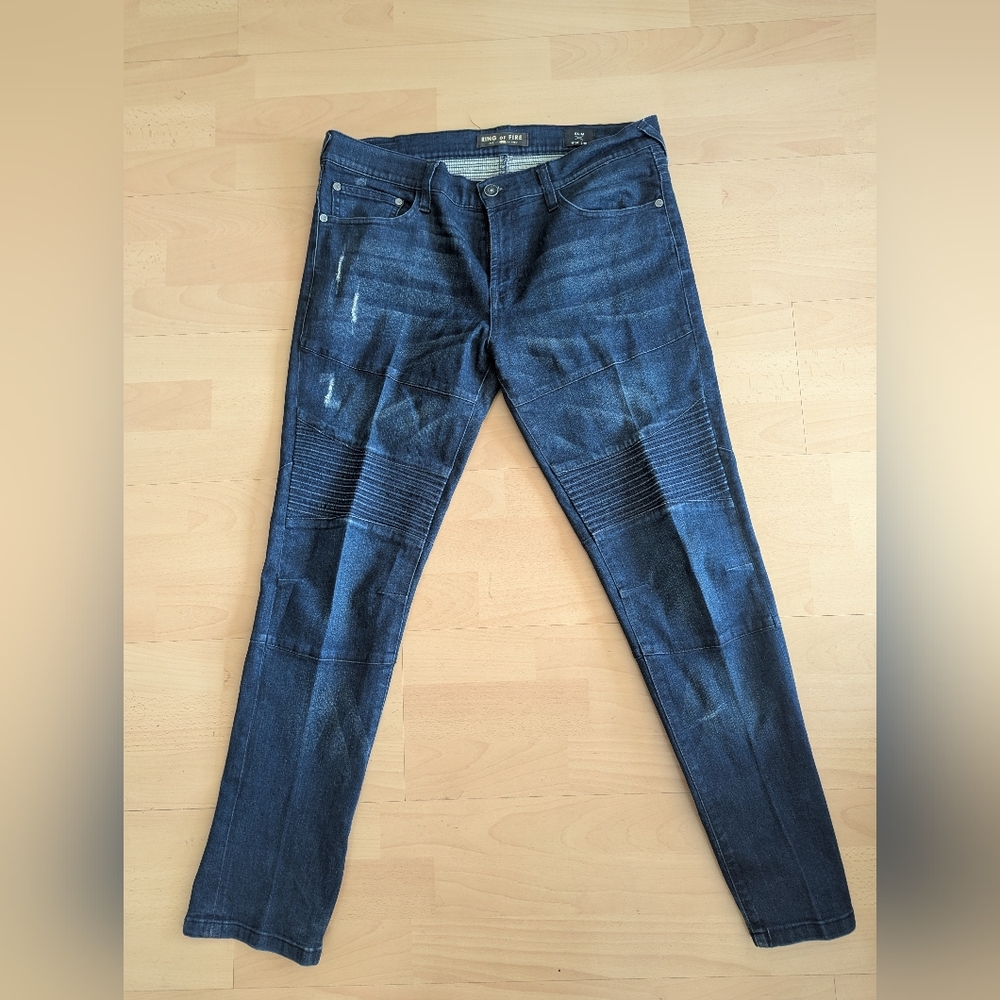 EUC Ring of Fire Dark Blue Skinny Jeans